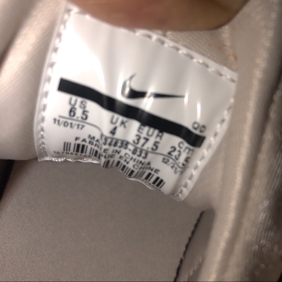 SOLD Nike Air Huarache Run Desert Sand W AUTHENTIC - Picture 5 of 5